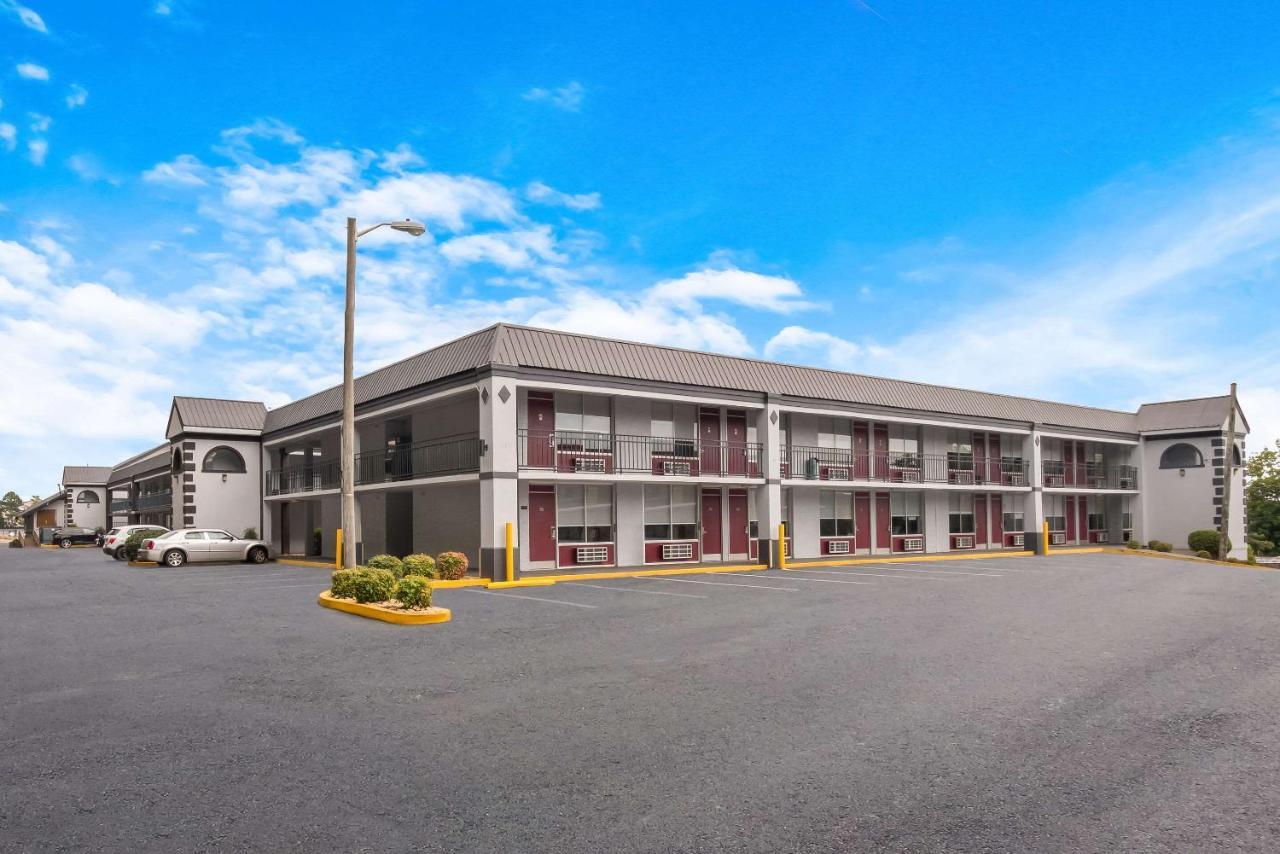 Suburban Studios Cleveland Tn I-75 외부 사진