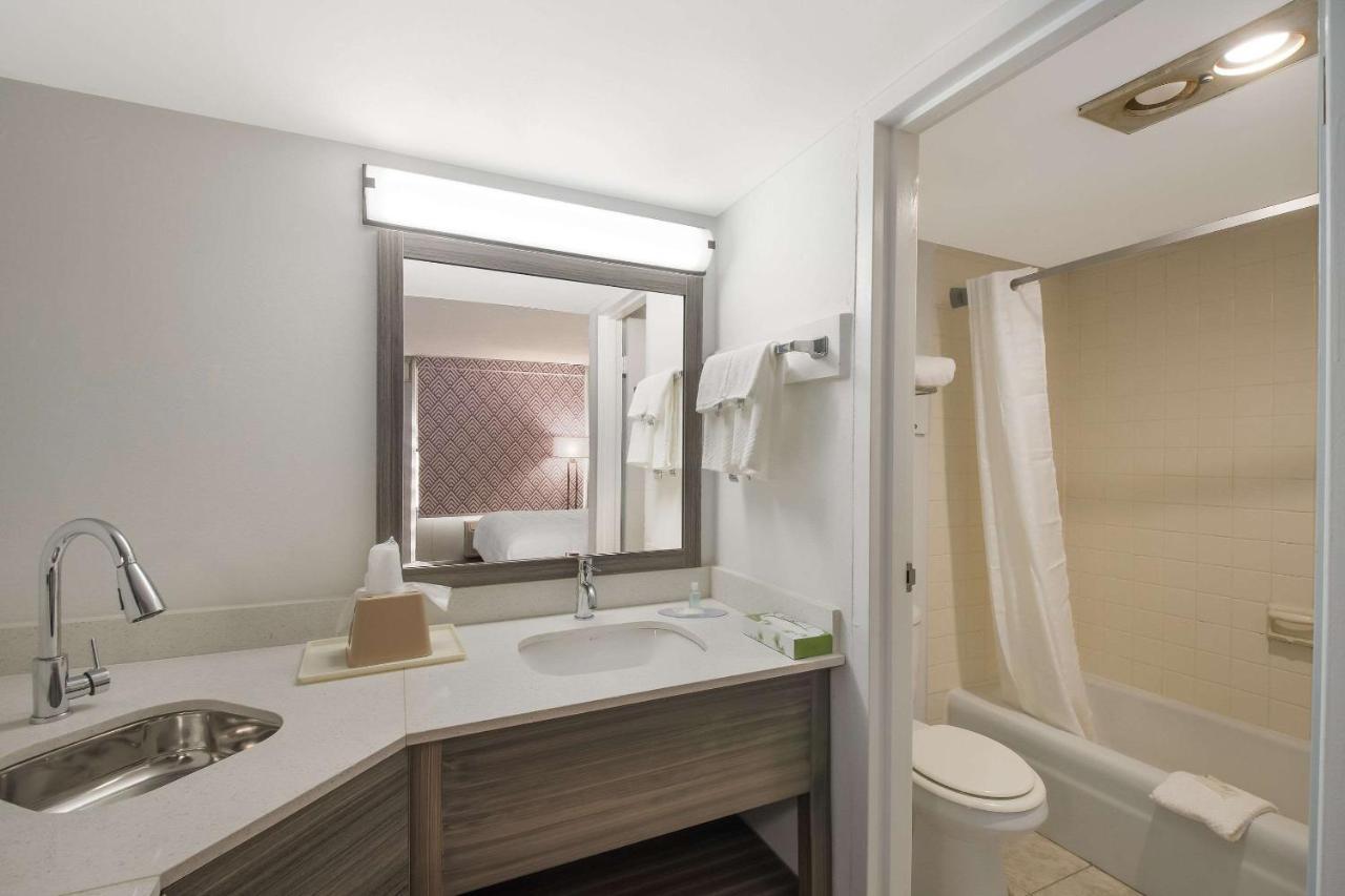 Suburban Studios Cleveland Tn I-75 외부 사진